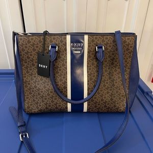 A medium DKNY handbag brown with blue